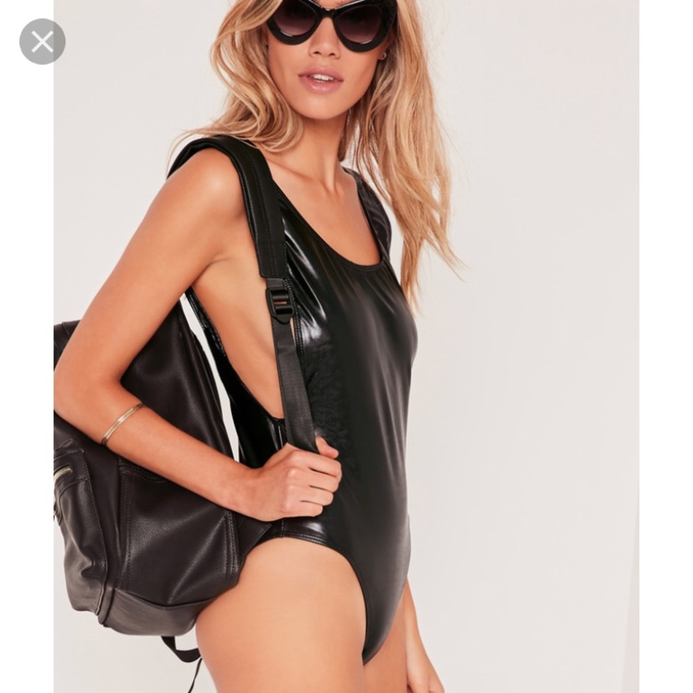 NWOT low side swimsuit